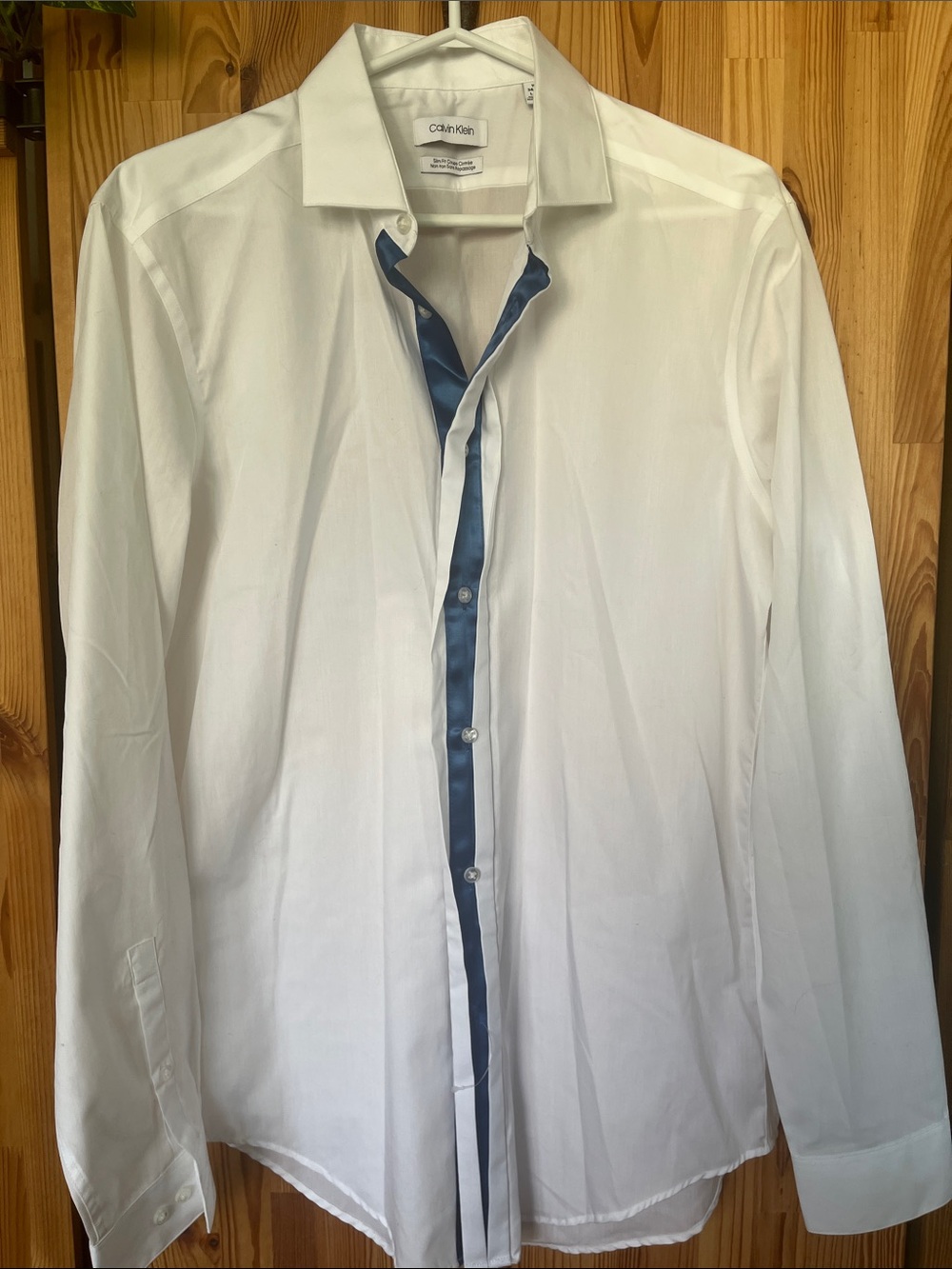 Calvin Klein White Men's Dress Shirt with Navy Trim (neck size 16)